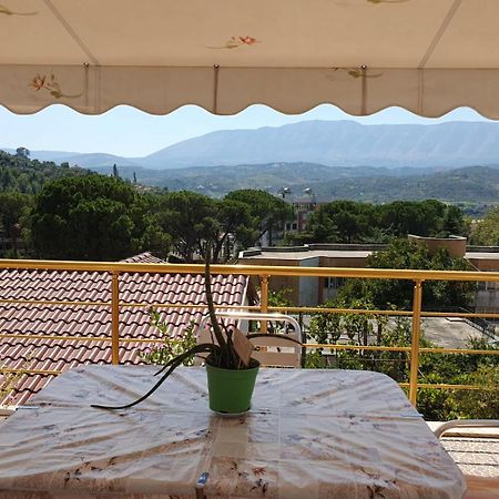 Sara Guesthouse Berat Buitenkant foto