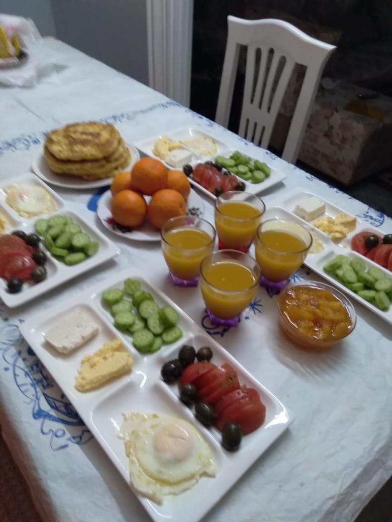 Sara Guesthouse Berat Buitenkant foto